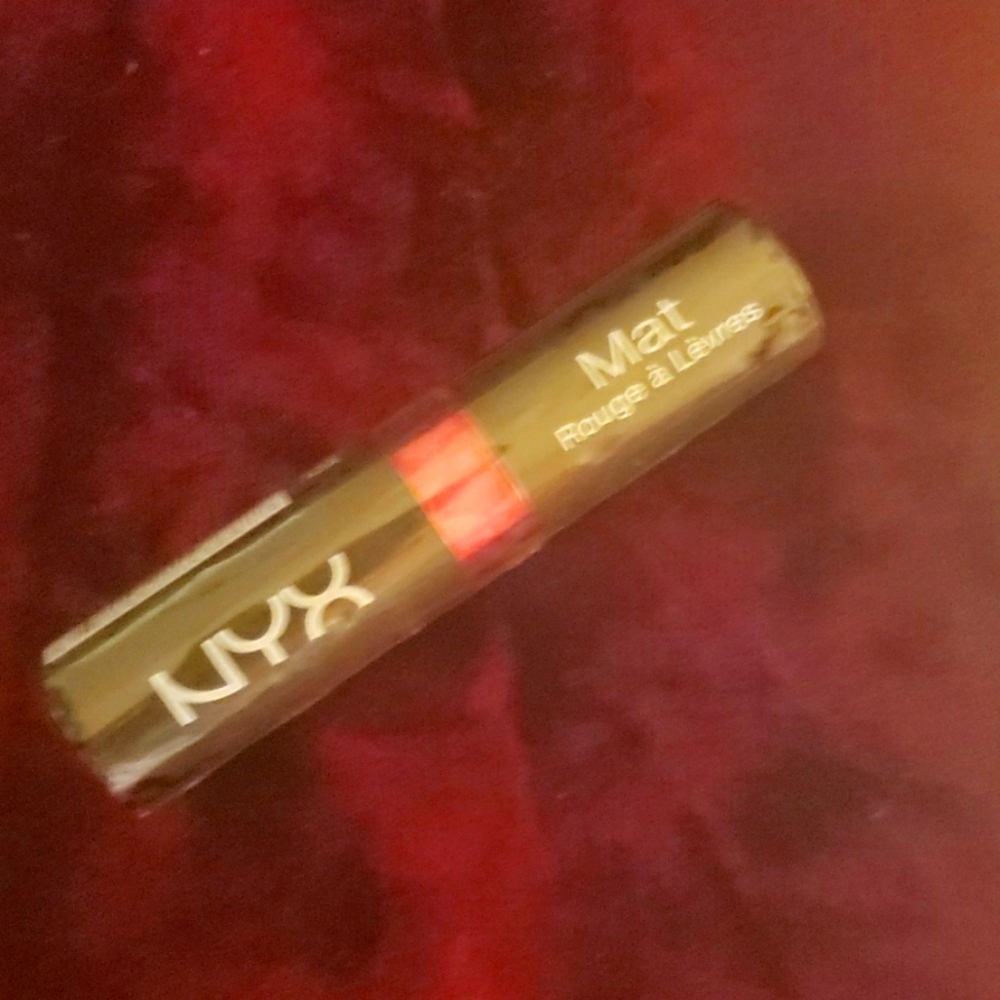 NYX Matte Lipstick